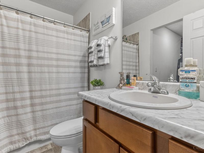 2856 Pine Leaf Court, Hamilton, OH 45013 Photo 16