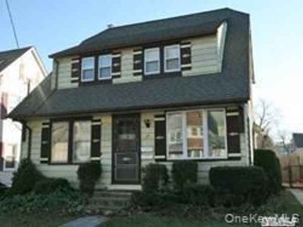 56 Cornell Street , Unit 2nd floor, Williston Park, NY 11596