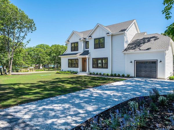 1700 Smith Drive S, Southold, NY 11971