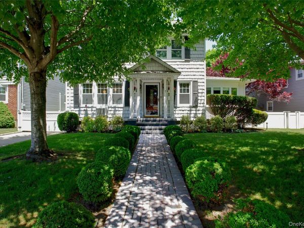7 Abrams Place , Lynbrook, NY 11563
