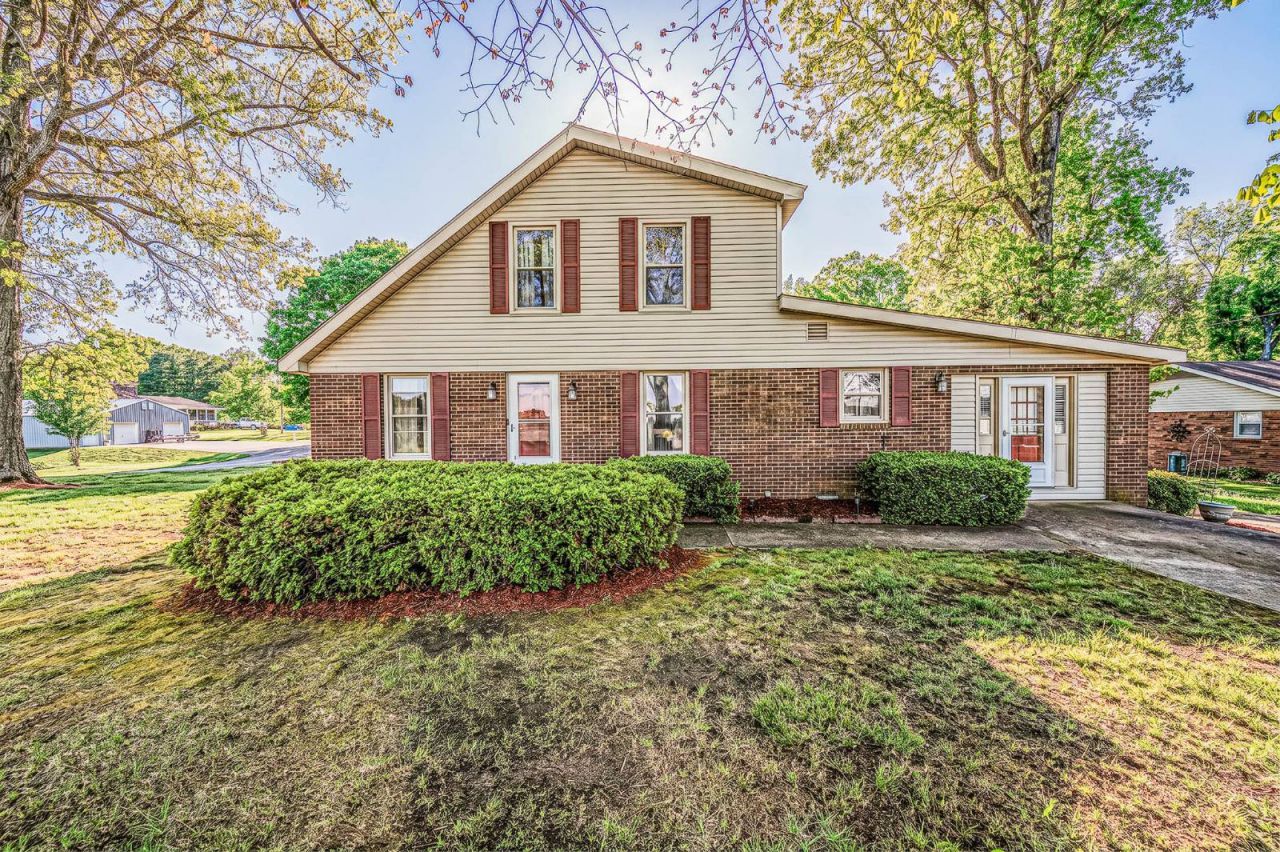 151 Baggett Lane, Greenville, KY 42345 Main Photo