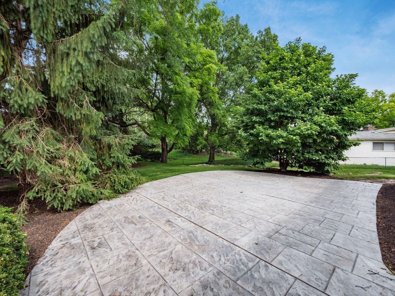 4275 Shelbourne Lane, Upper Arlington, OH 43220 Photo 38