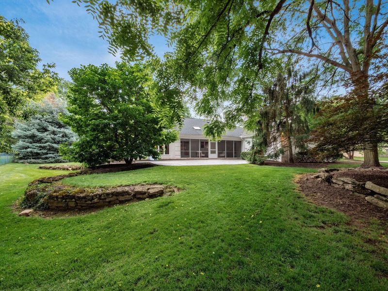 4275 Shelbourne Lane, Upper Arlington, OH 43220 Photo 40