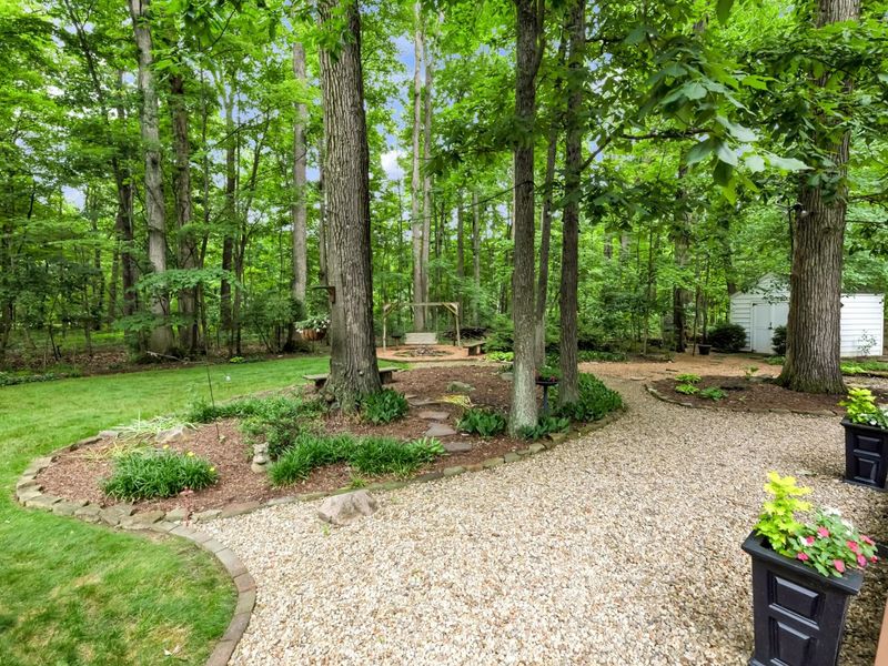 9291 Robinhood Circle , Westerville, OH 43082 Photo 62