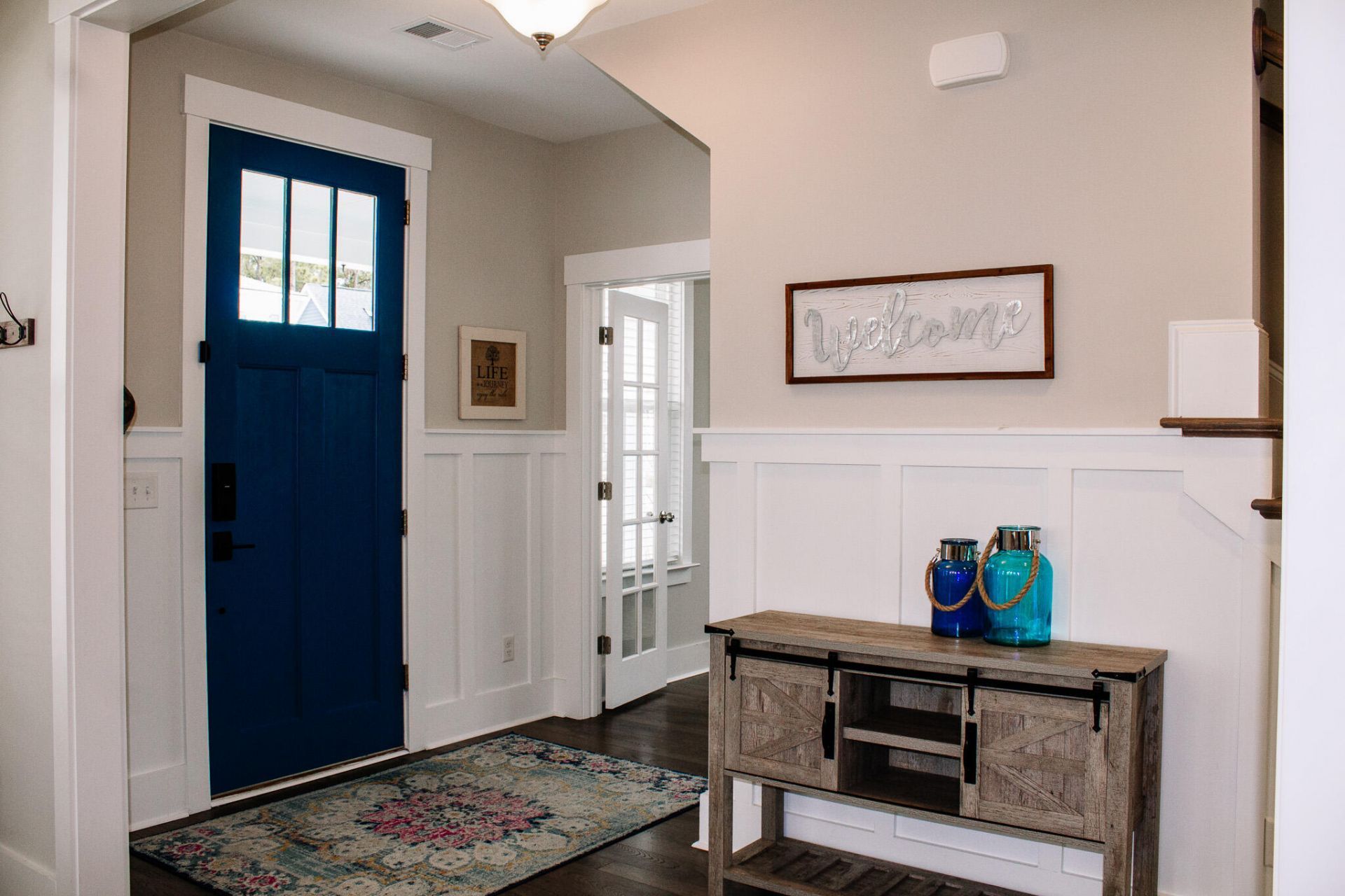 393 Oak Park Street Photo 4