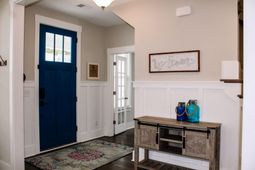 393 Oak Park Street photo 4