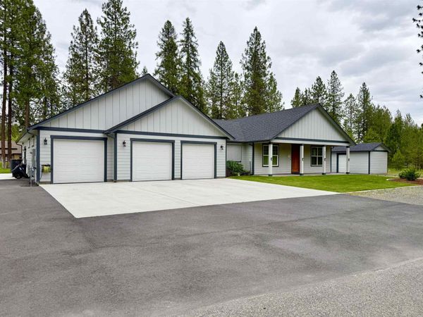 349 Palmer Ln, Chewelah, WA 99109