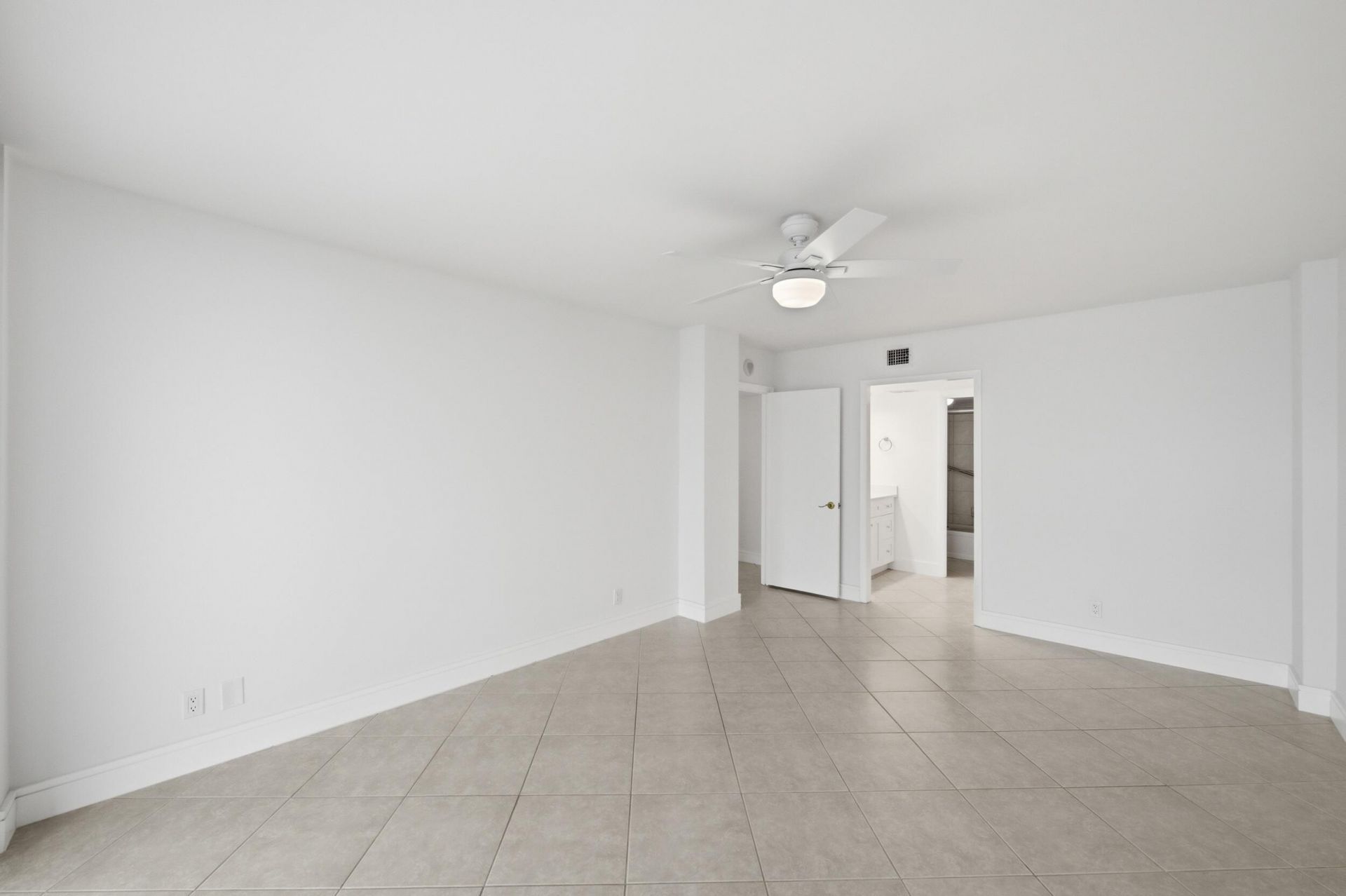 800 SE 20th Avenue, Unit 901, Deerfield Beach, FL 33441 Photo