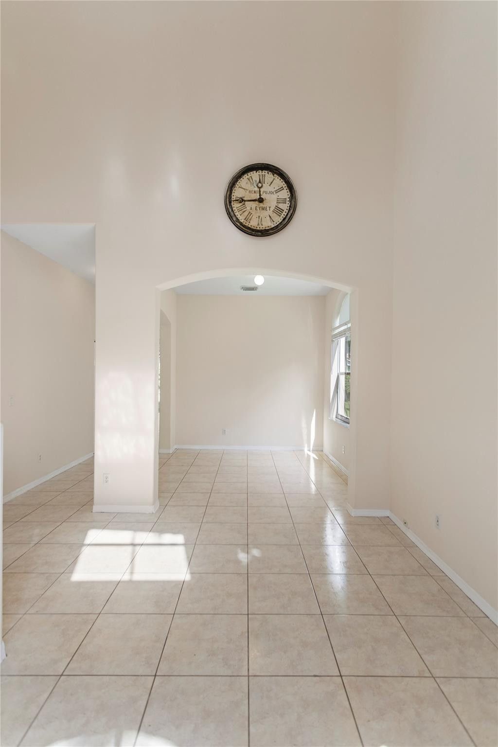 2215 NW 76th Terrace, Pembroke Pines, FL 33024 Photo