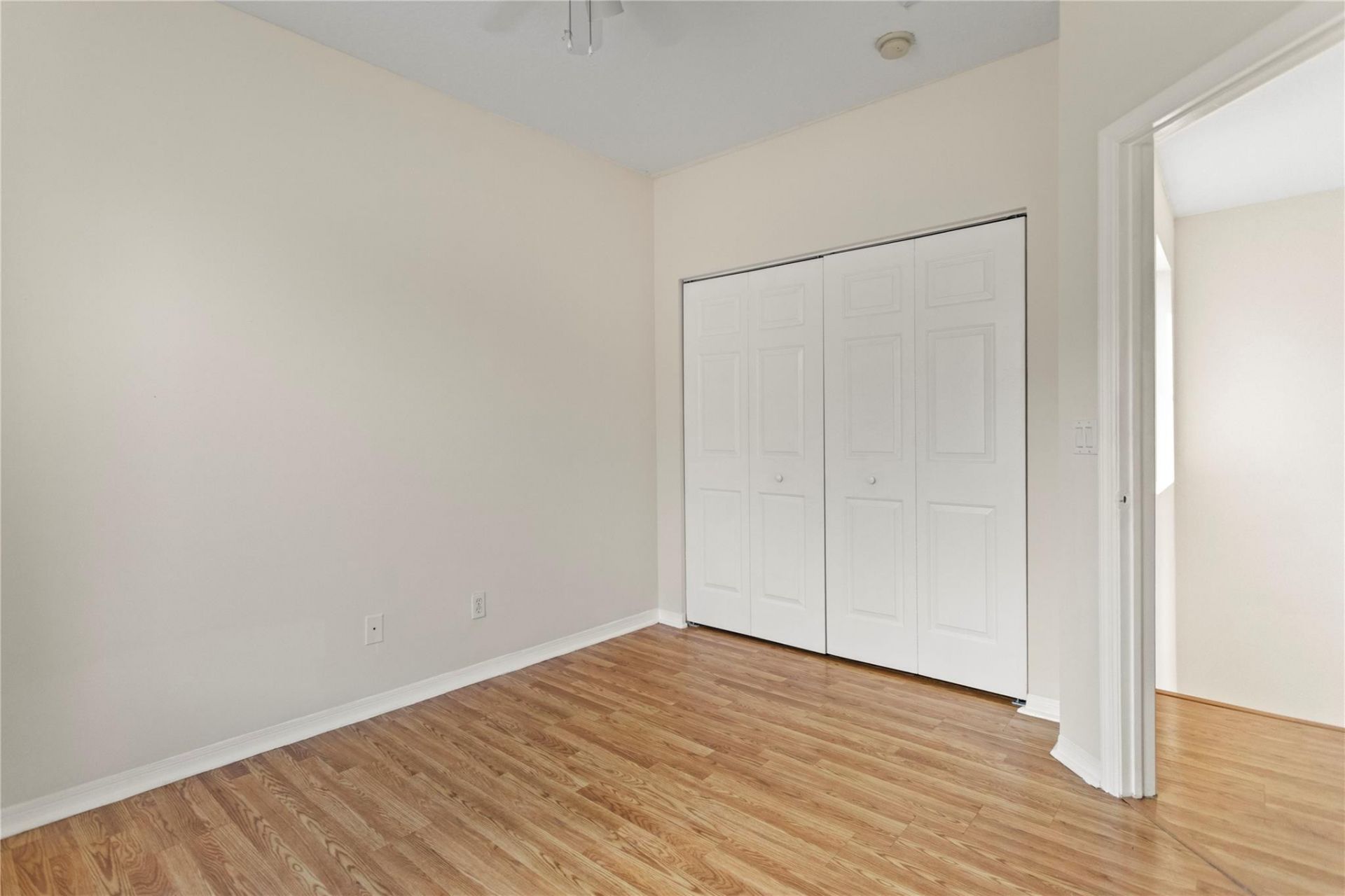 2215 NW 76th Terrace, Pembroke Pines, FL 33024 Photo