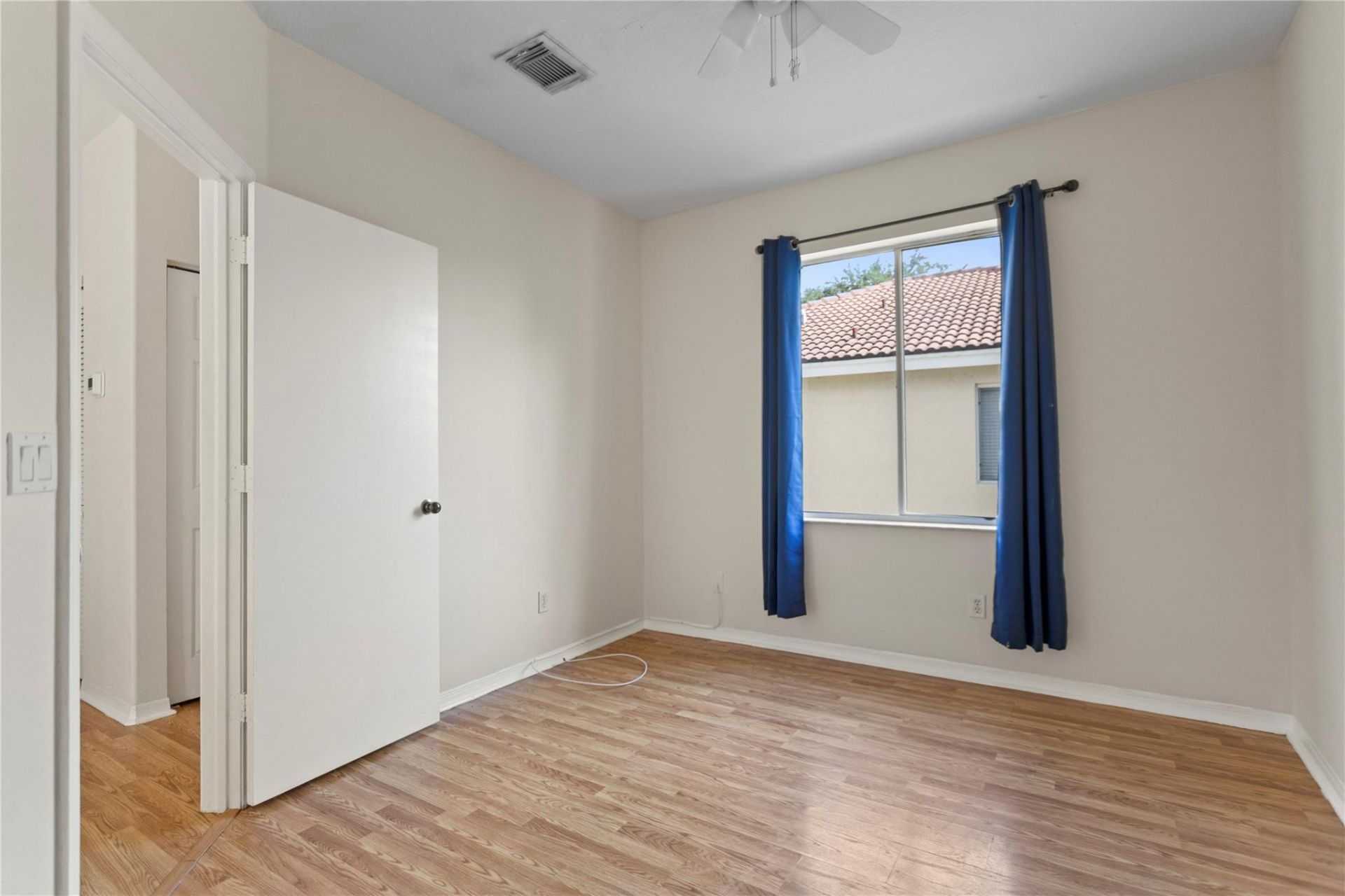 2215 NW 76th Terrace, Pembroke Pines, FL 33024 Photo