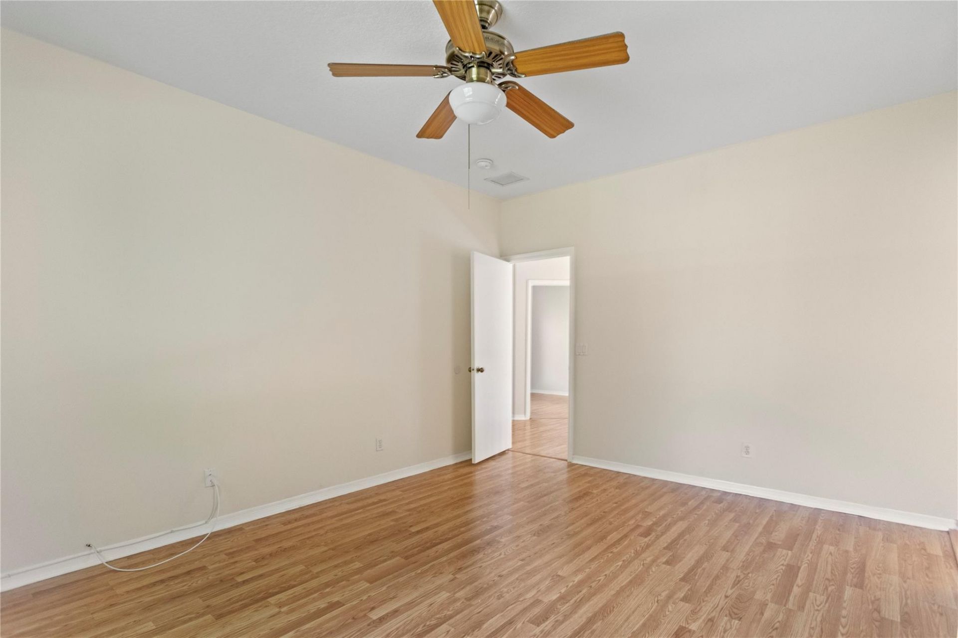 2215 NW 76th Terrace, Pembroke Pines, FL 33024 Photo