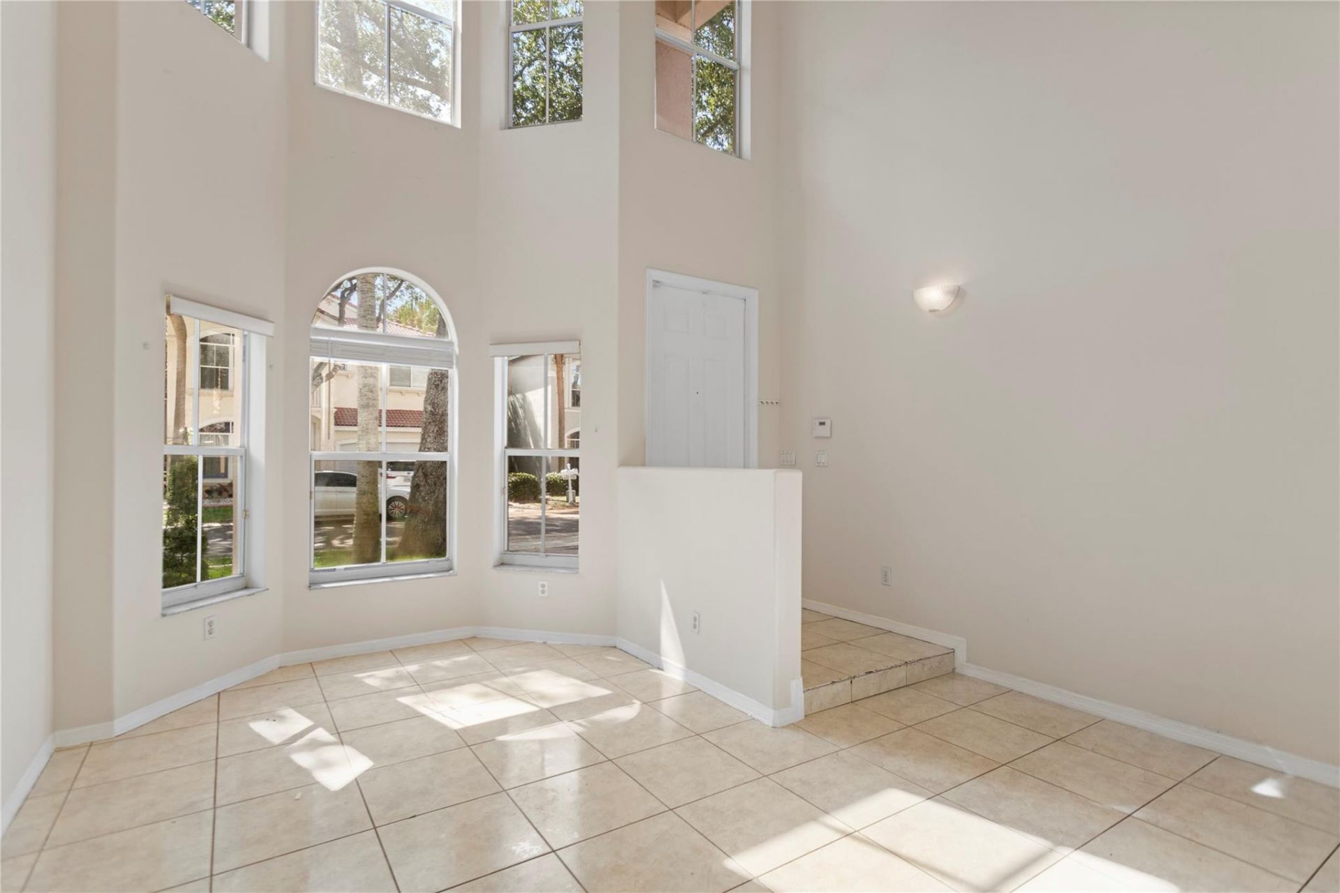 2215 NW 76th Terrace, Pembroke Pines, FL 33024 Photo