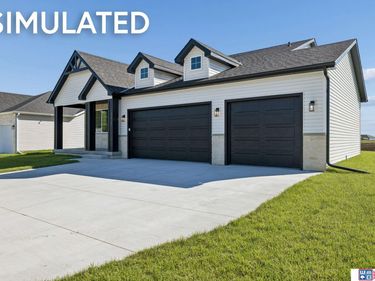 2540 S 102nd Street, Lincoln, NE 68520