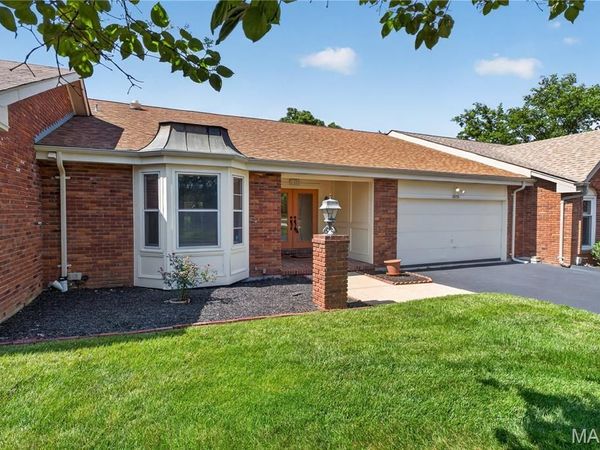 2435 Baxton Way , Chesterfield, MO 63017