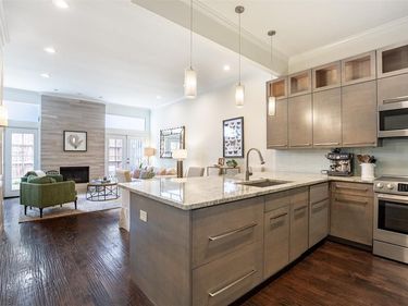 4015 Holland Avenue , Unit 106, Dallas, TX 75219