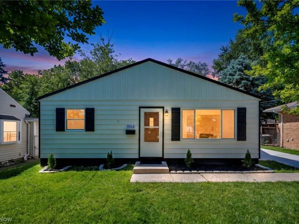 9313 Crestwood Drive , Cleveland, OH 44130