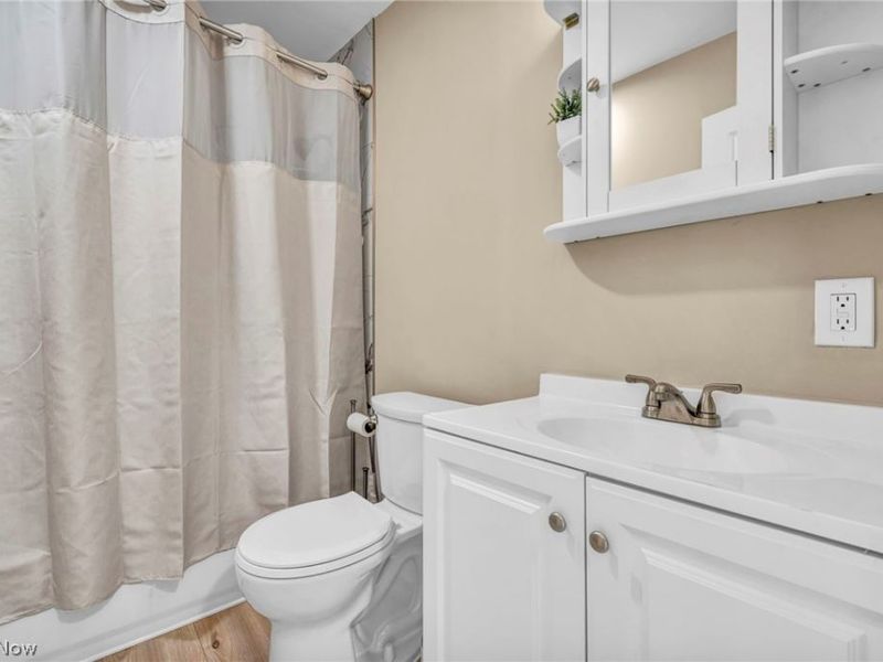 9313 Crestwood Drive, Cleveland, OH 44130 Photo 20
