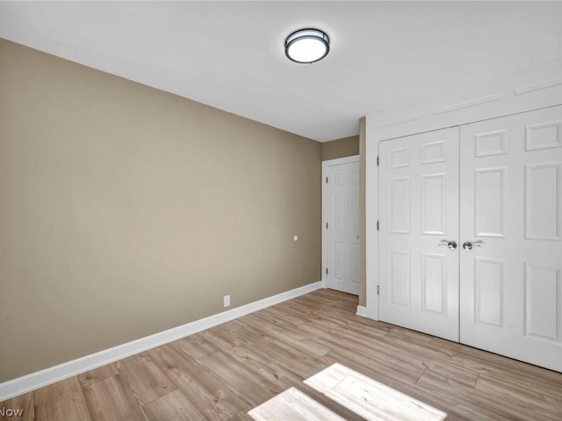 9313 Crestwood Drive, Cleveland, OH 44130 Photo 28