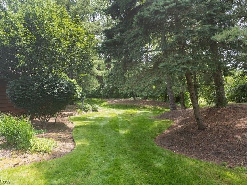25878 Fairmount Boulevard, Beachwood, OH 44122 Photo 39
