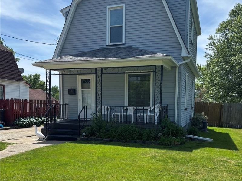 220 Baldwin Avenue, Niles, OH 44446 Photo 1