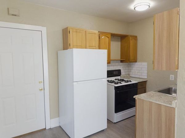 25 Oakland Ave, Unit 2F, Everett, MA 02149