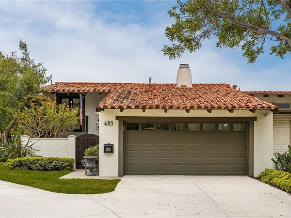 683 Vista Bonita, Newport Beach, CA 92660