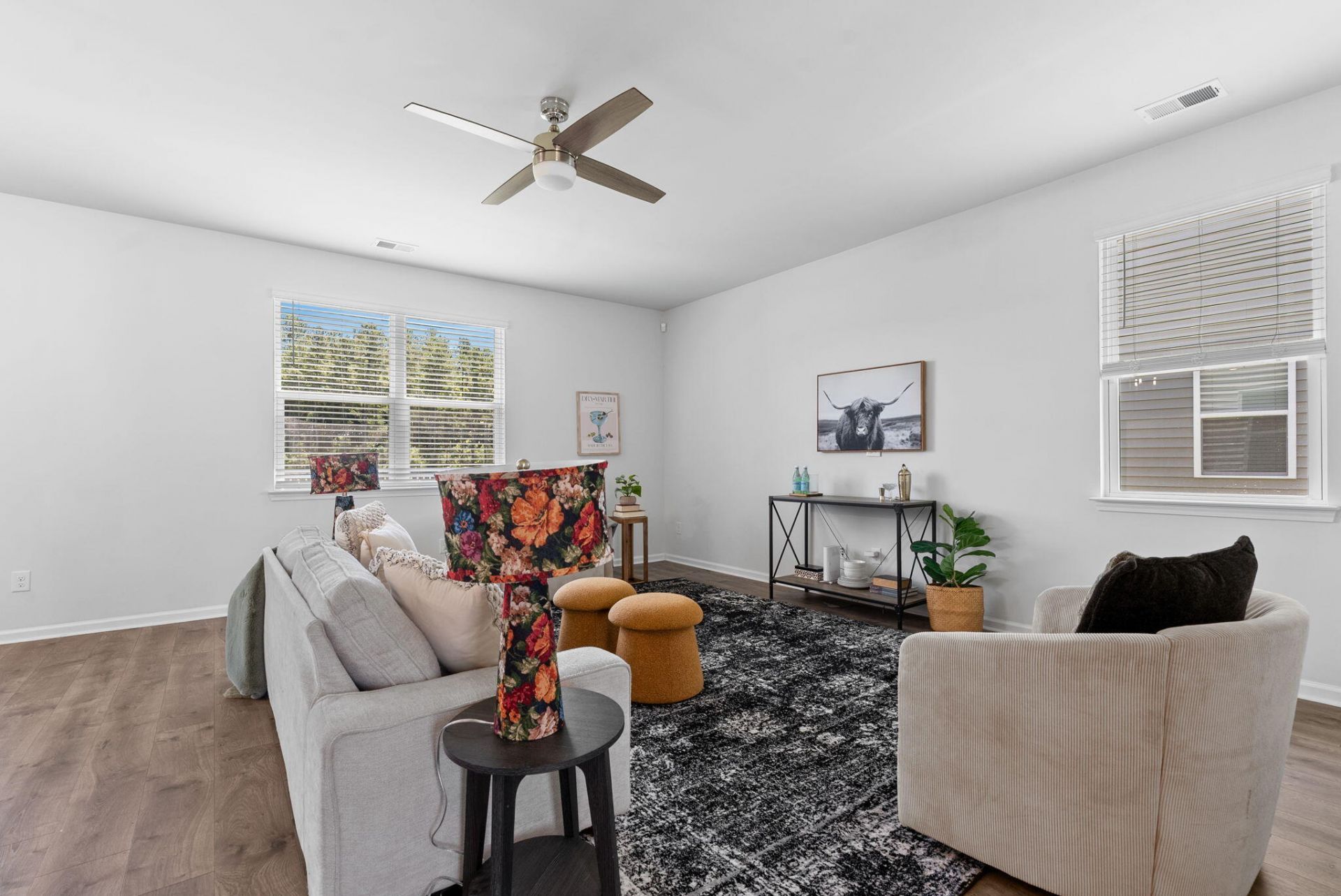 159 Greenwich Drive Photo 11