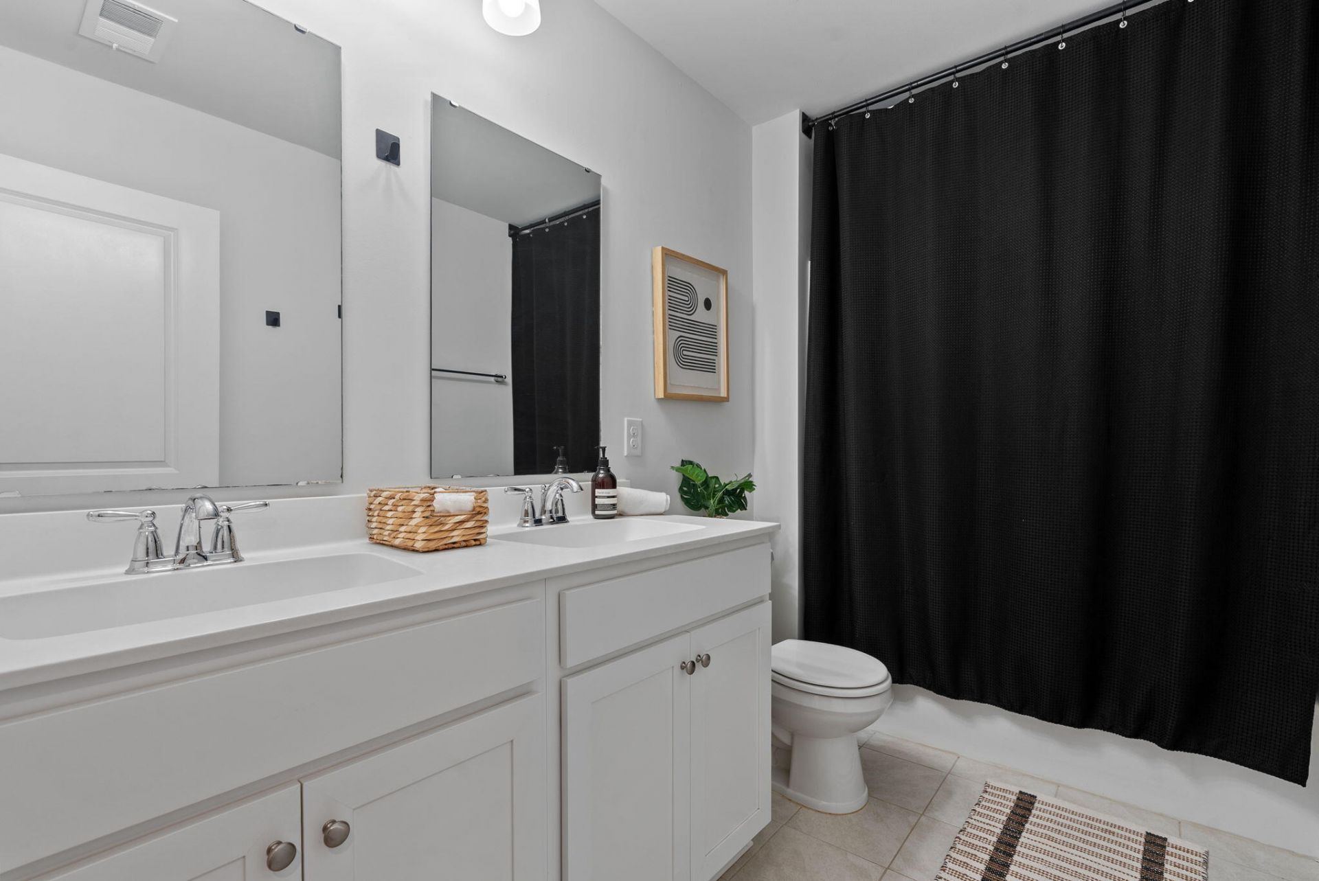 159 Greenwich Drive Photo 32