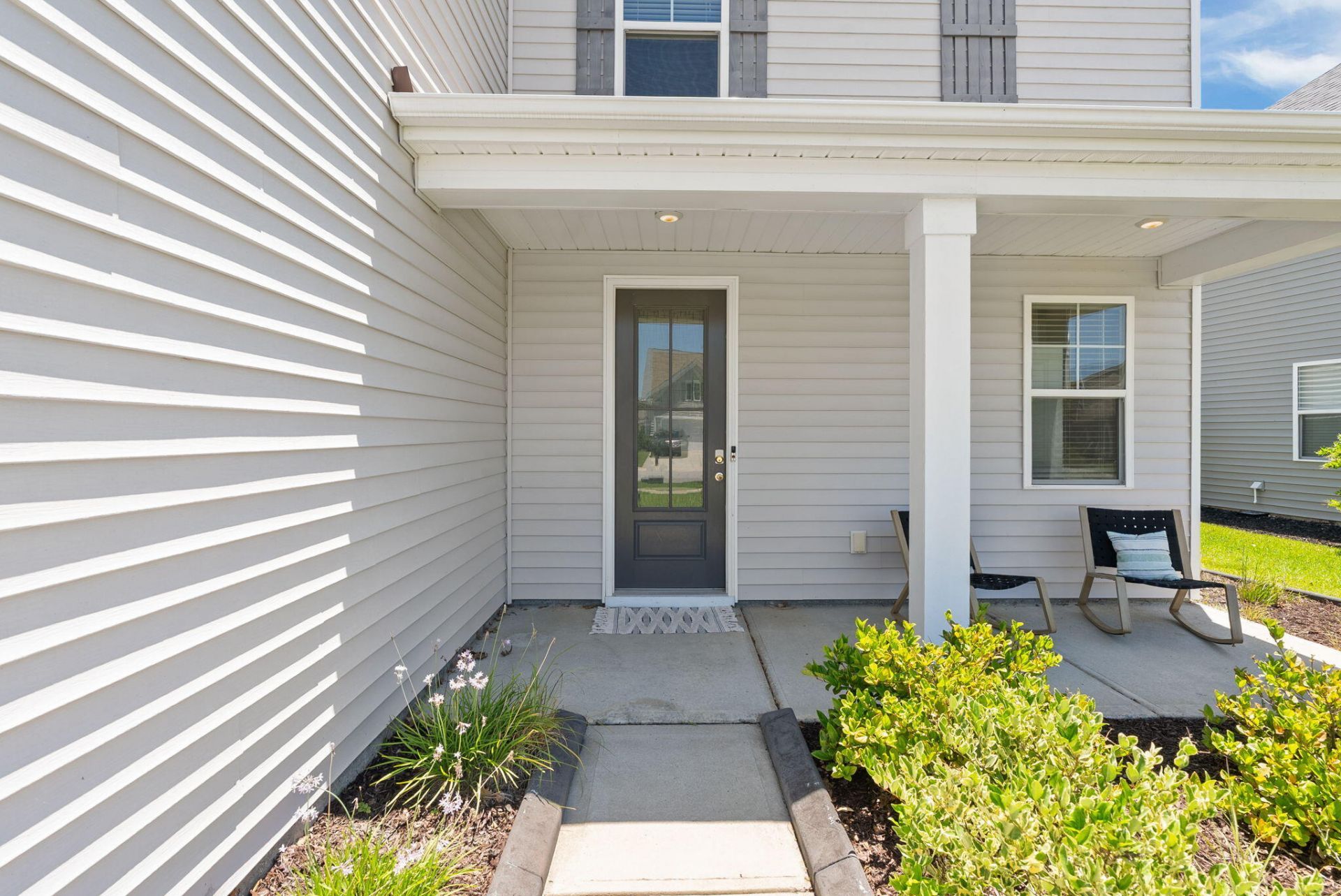 159 Greenwich Drive Photo 7