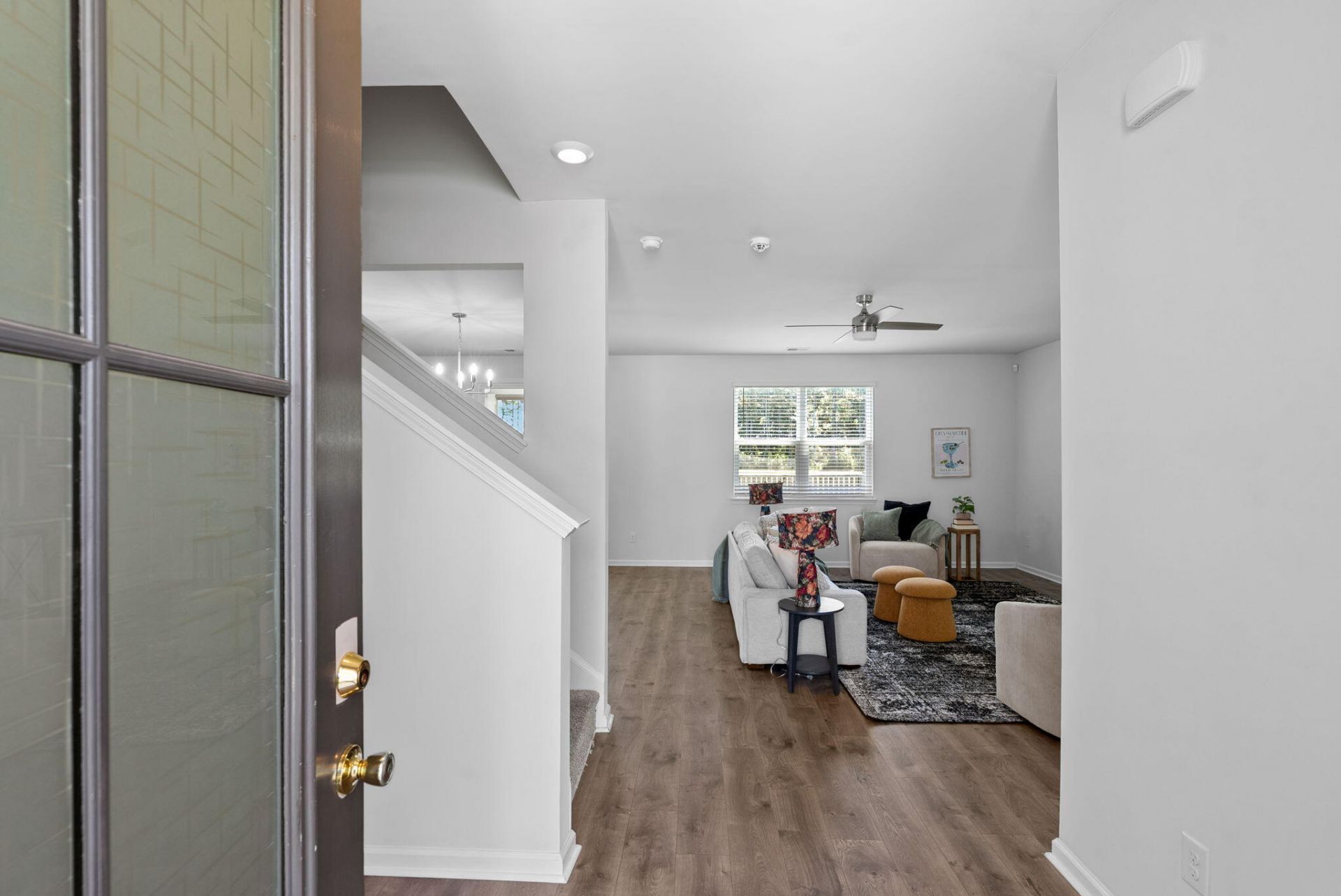 159 Greenwich Drive Photo 8