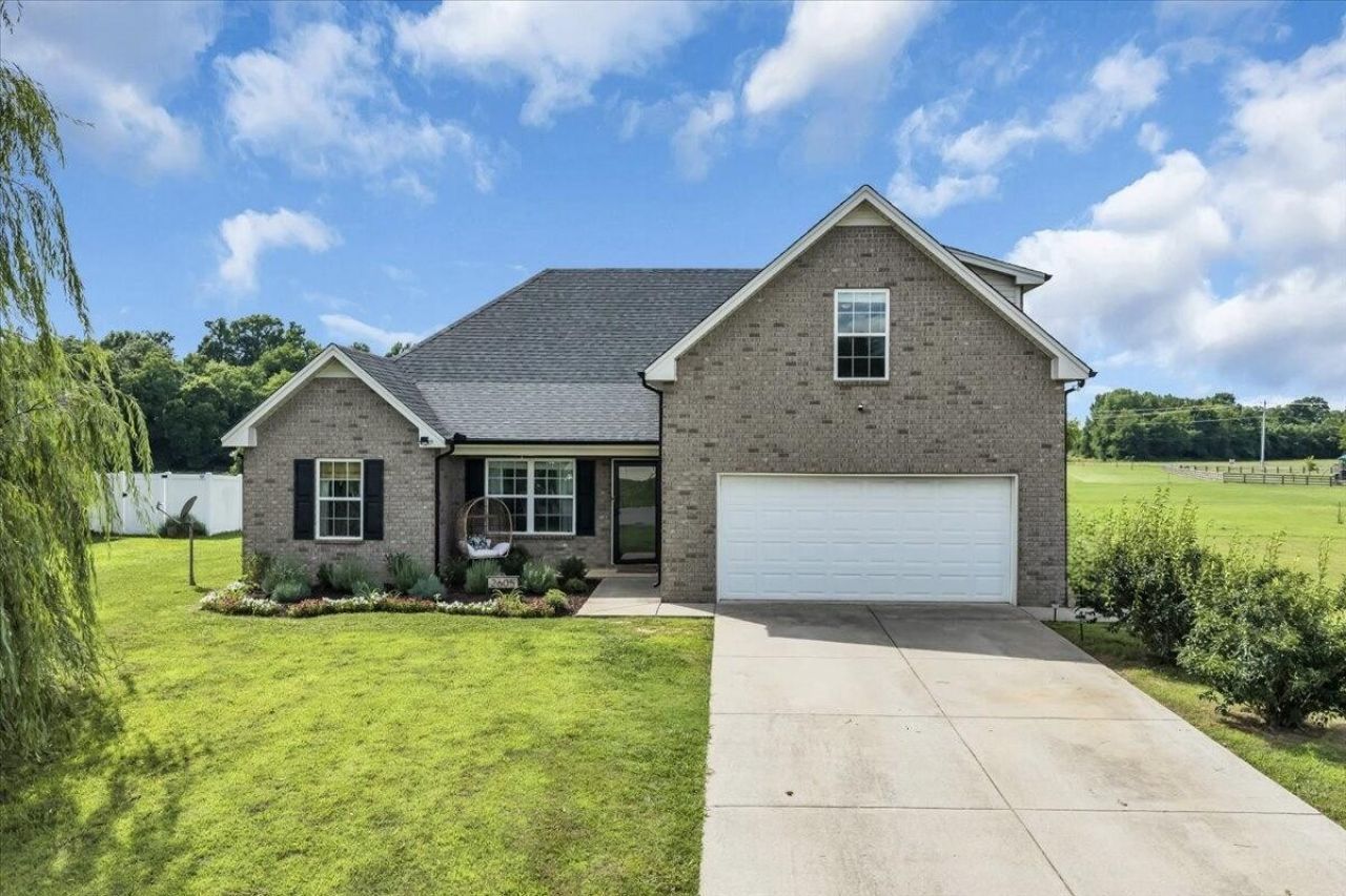2605 Auldridge Dr, Christiana, TN 37037 Main Photo