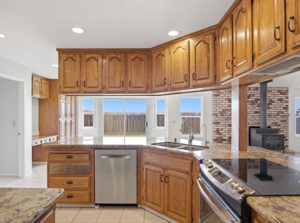 16166 Lawrence Rd, Escalon, CA 95320 Photo