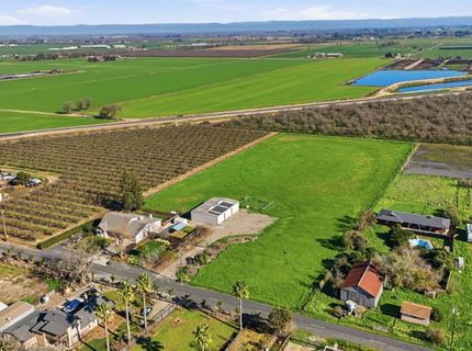 16166 Lawrence Rd, Escalon, CA 95320 Photo