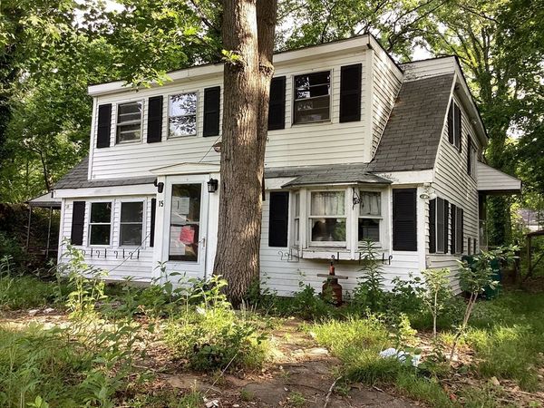 15 Campus Road, Attleboro, MA 02703