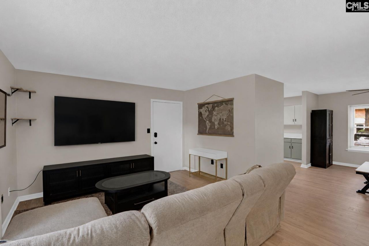 1100 Skyland Drive  Photo 6
