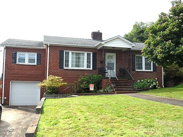 107 W Concord Street , Morganton, NC 28655