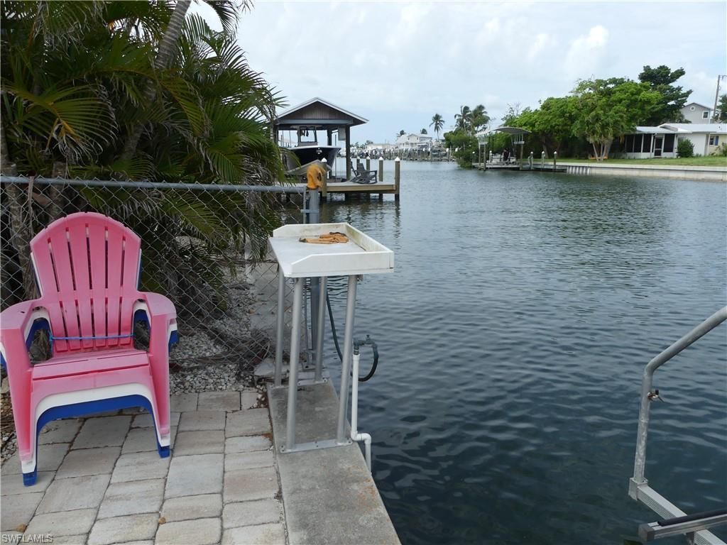 2371 Sycamore St , Saint James City, FL 33956 Photo