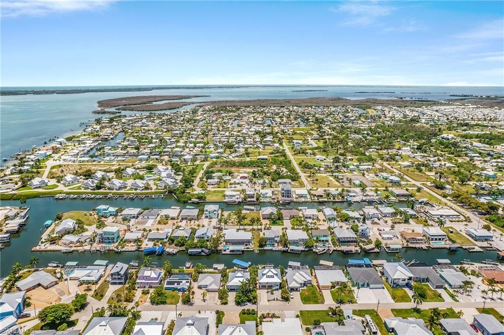 2371 Sycamore St , Saint James City, FL 33956 Photo