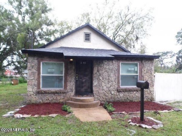 8140 MARINER Street, Jacksonville, FL 32220