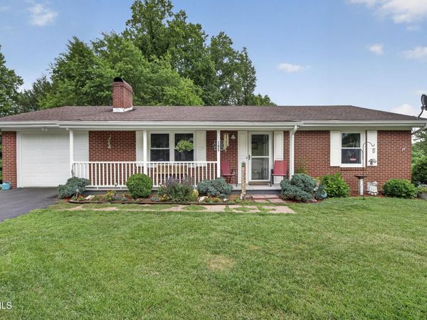 105 Cedar Lane, Bristol, VA 24201