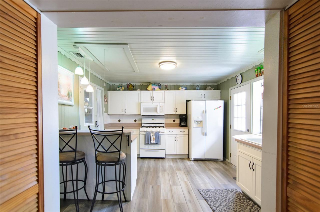 257 Desoto Avenue, De Leon Springs, FL 32130 Photo