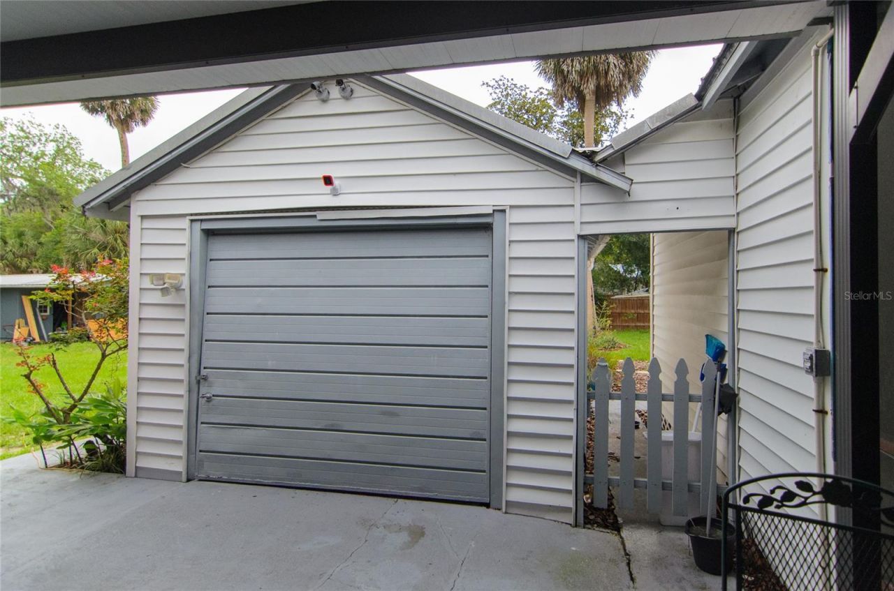 257 Desoto Avenue, De Leon Springs, FL 32130 Photo