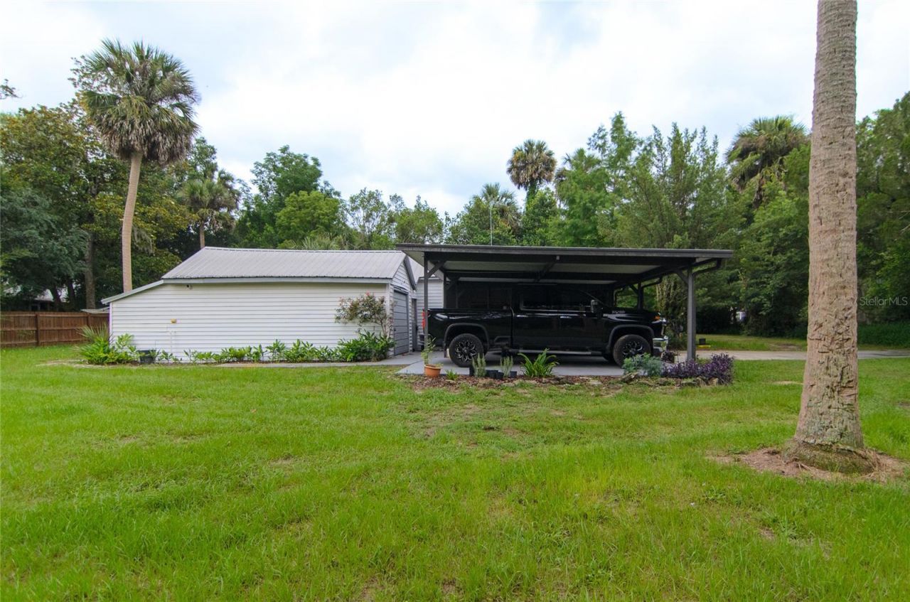 257 Desoto Avenue, De Leon Springs, FL 32130 Photo