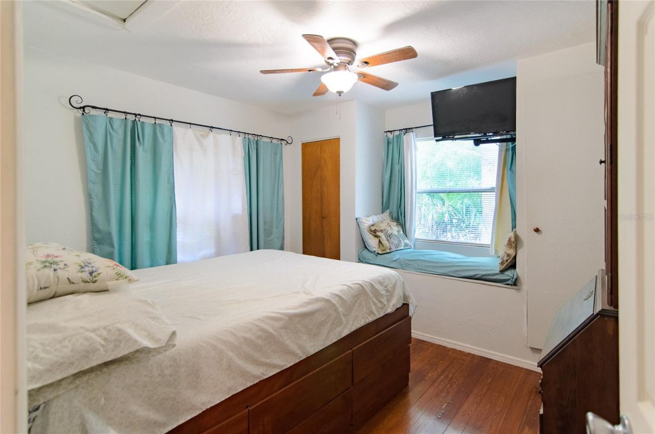257 Desoto Avenue, De Leon Springs, FL 32130 Photo