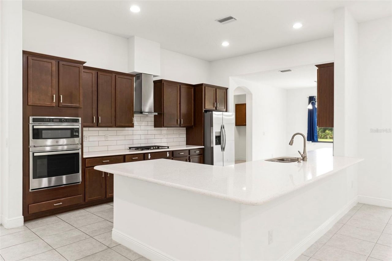 3918 Gaviota Drive , Sun City Center, FL 33573 Photo