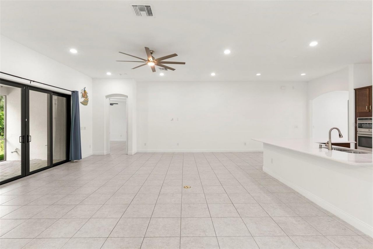 3918 Gaviota Drive , Sun City Center, FL 33573 Photo