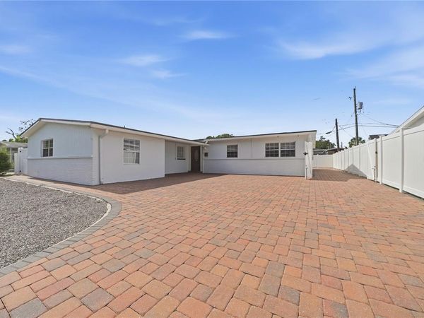 6033 AMBASSADOR DRIVE , TAMPA, FL 33615