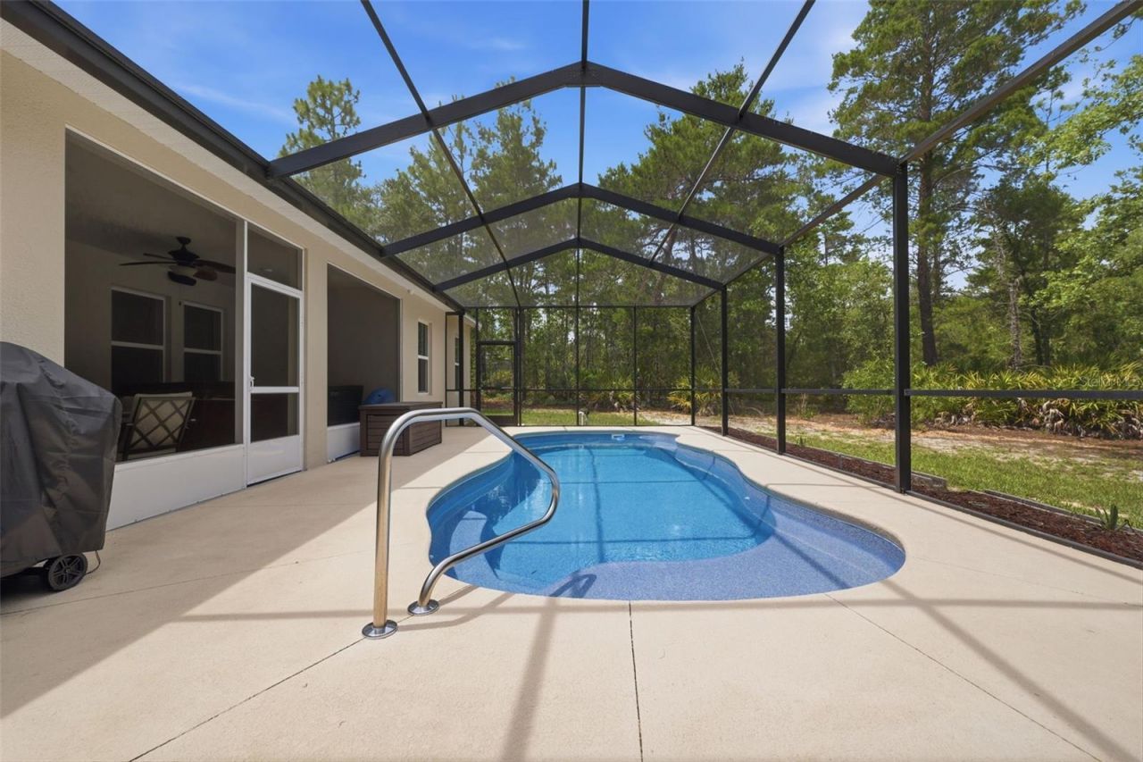 18296 Maberly Road, Weeki Wachee, FL 34614 Photo