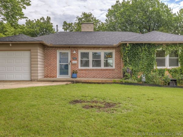 2433 Gary Place , Tulsa, OK 74114